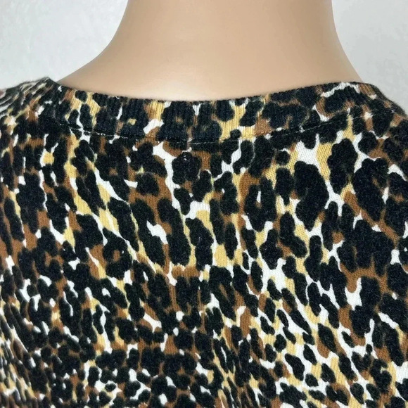 Cable&Gauge Leopard Print Cotton Stretch Button Up Cardigan Women Size M EUC - Picture 6 of 12